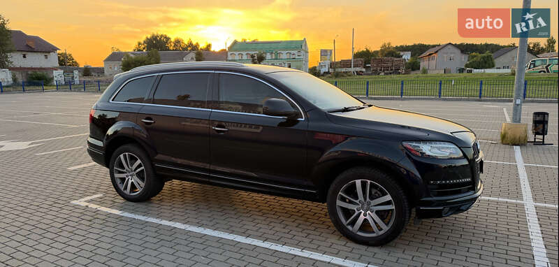 Позашляховик / Кросовер Audi Q7 2013 в Нововолинську