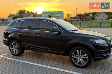 Внедорожник / Кроссовер Audi Q7 2013 в 