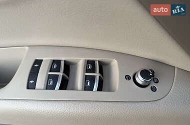 Внедорожник / Кроссовер Audi Q7 2013 в 