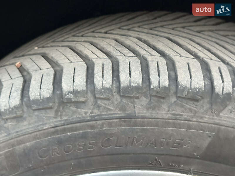 Позашляховик / Кросовер Audi Q7 2013 в Нововолинську