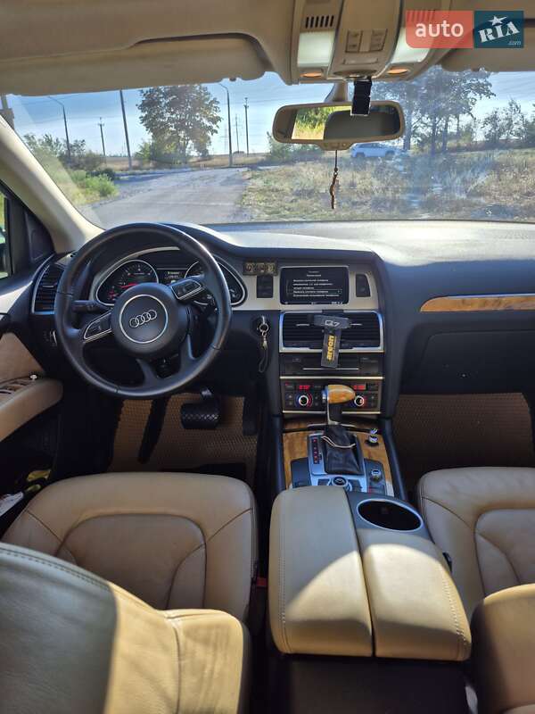 Внедорожник / Кроссовер Audi Q7 2012 в Запорожье