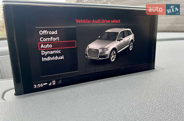Внедорожник / Кроссовер Audi Q7 2017 в 