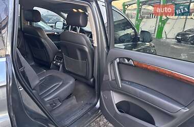 Внедорожник / Кроссовер Audi Q7 2015 в 