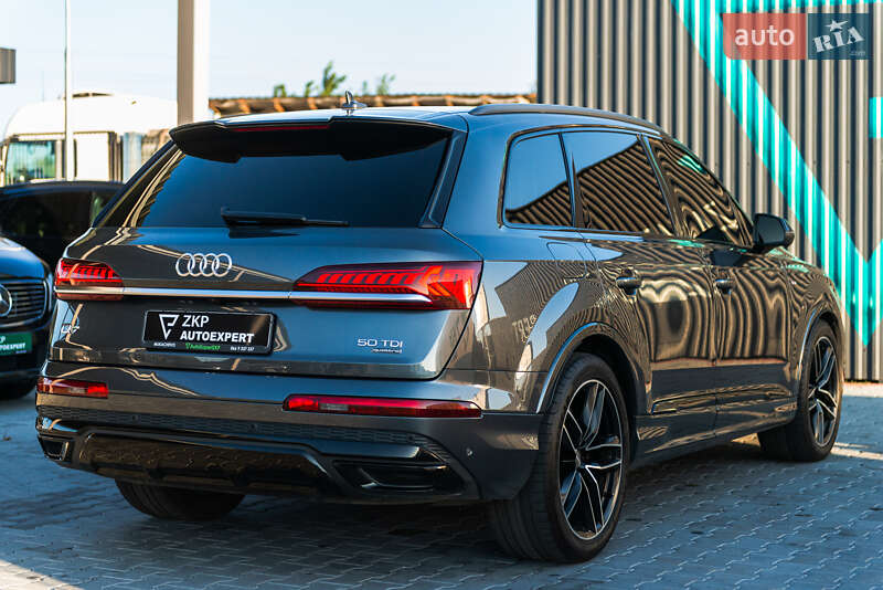 Внедорожник / Кроссовер Audi Q7 2019 в Мукачево
