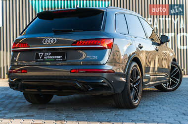 Внедорожник / Кроссовер Audi Q7 2019 в 
