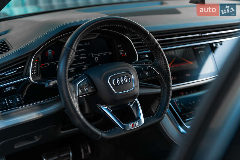 Внедорожник / Кроссовер Audi Q7 2019 в Мукачево