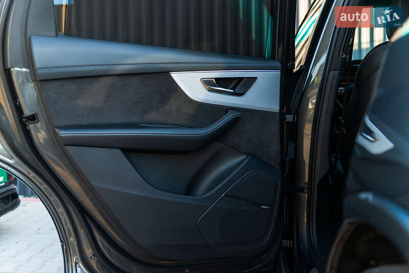 Внедорожник / Кроссовер Audi Q7 2019 в Мукачево