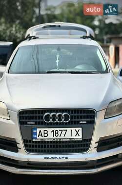 Внедорожник / Кроссовер Audi Q7 2007 в 