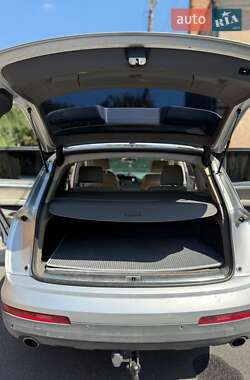 Внедорожник / Кроссовер Audi Q7 2007 в 