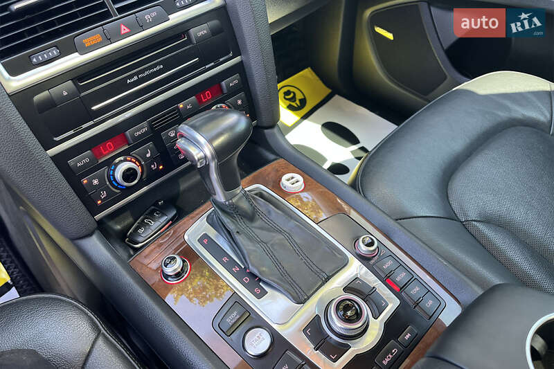 Внедорожник / Кроссовер Audi Q7 2012 в Коломые