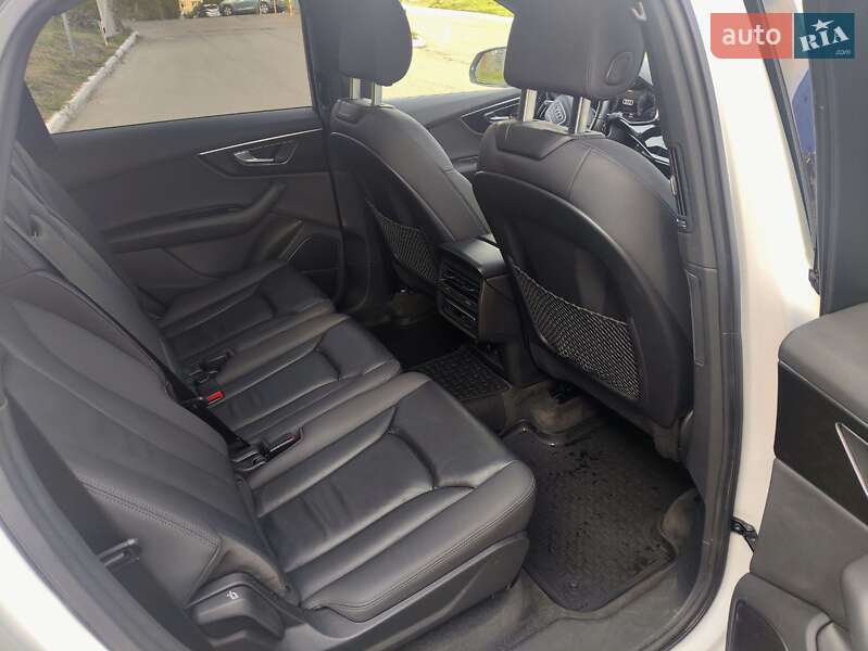 Позашляховик / Кросовер Audi Q7 2020 в Львові фото 17 Позашляховик / Кросовер Audi Q7 2020 в Львові