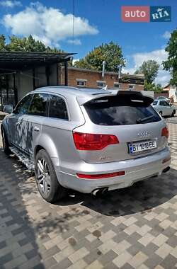 Внедорожник / Кроссовер Audi Q7 2006 в Лубнах