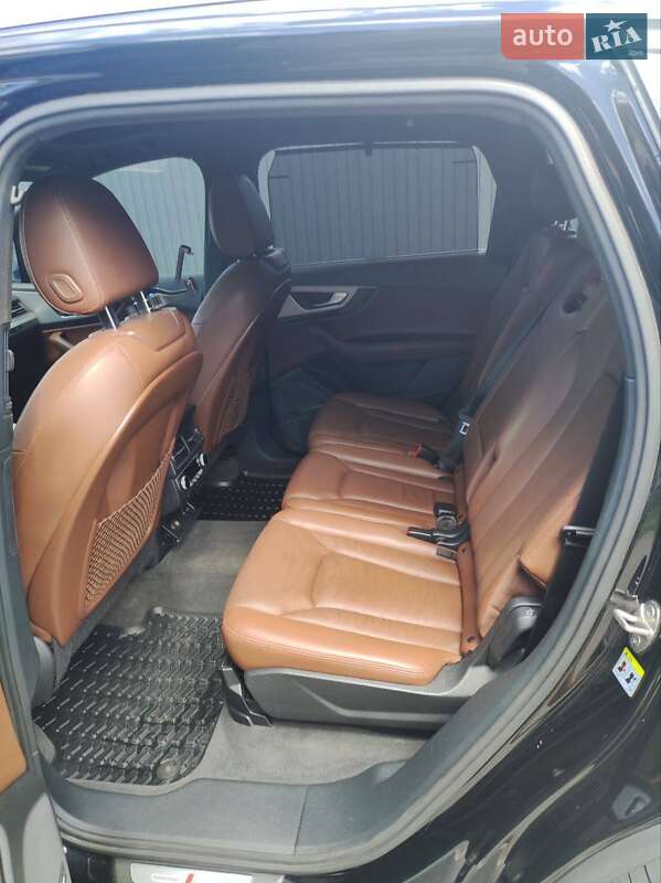 Внедорожник / Кроссовер Audi Q7 2016 в Львове