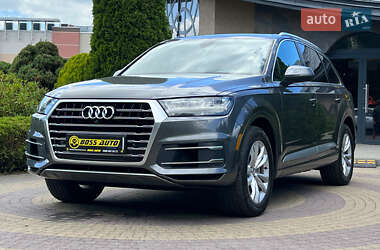 Внедорожник / Кроссовер Audi Q7 2018 в 