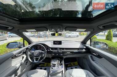 Внедорожник / Кроссовер Audi Q7 2018 в 