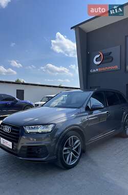 Позашляховик / Кросовер Audi Q7 2019 в Львові