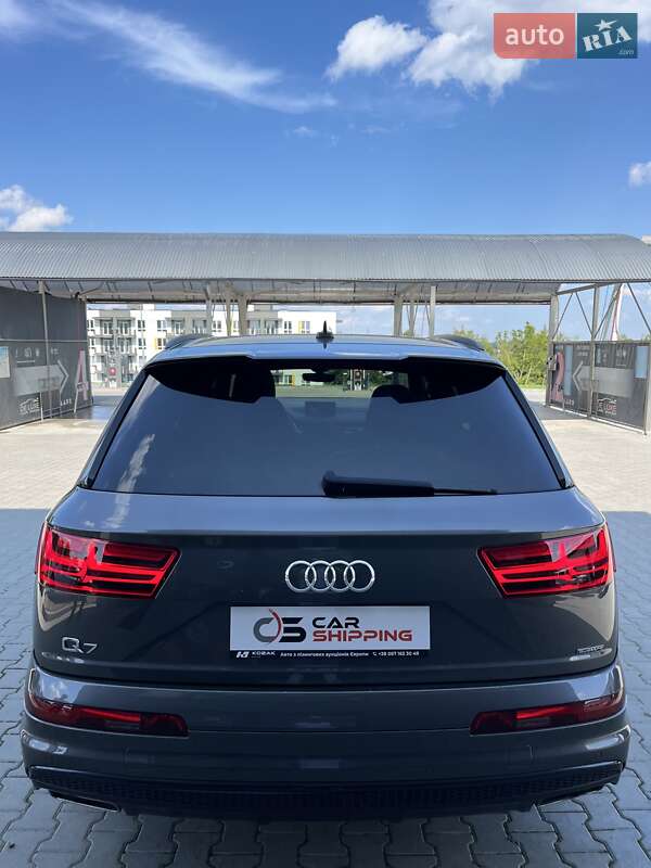 Позашляховик / Кросовер Audi Q7 2019 в Львові