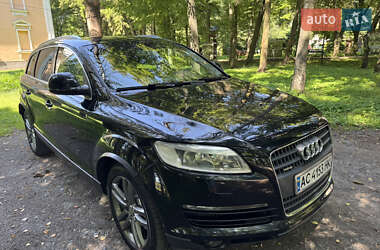 Позашляховик / Кросовер Audi Q7 2007 в 