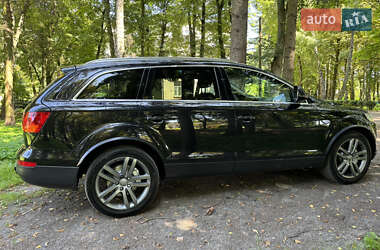 Позашляховик / Кросовер Audi Q7 2007 в 