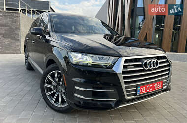 Внедорожник / Кроссовер Audi Q7 2017 в 