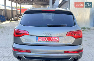 Внедорожник / Кроссовер Audi Q7 2012 в 