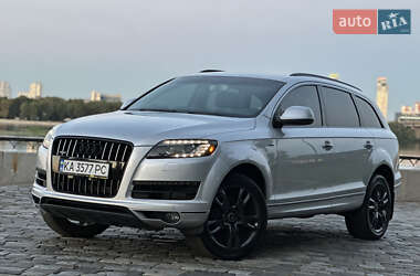 Внедорожник / Кроссовер Audi Q7 2013 в 