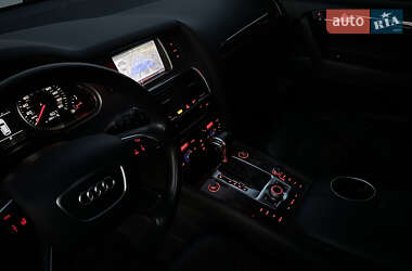 Внедорожник / Кроссовер Audi Q7 2013 в 