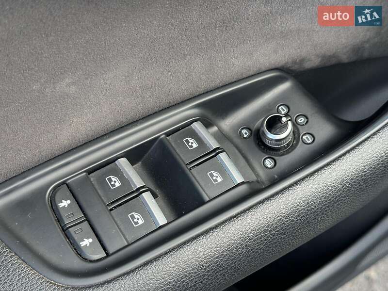 Позашляховик / Кросовер Audi Q7 2017 в Вінниці
