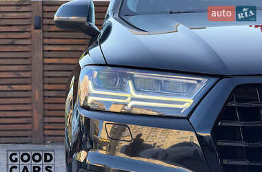 Внедорожник / Кроссовер Audi Q7 2019 в 
