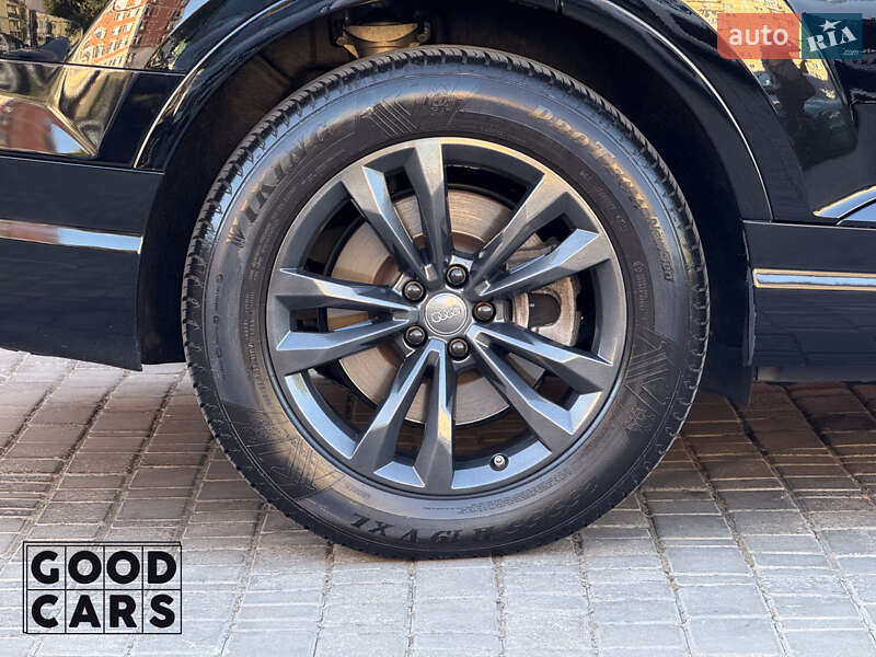 Позашляховик / Кросовер Audi Q7 2019 в Одесі