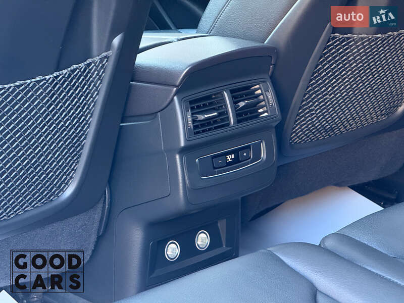 Позашляховик / Кросовер Audi Q7 2019 в Одесі