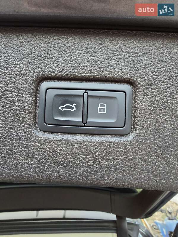 Внедорожник / Кроссовер Audi Q7 2018 в Одессе