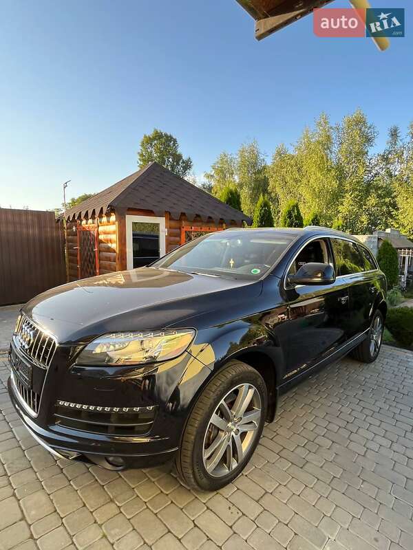 Внедорожник / Кроссовер Audi Q7 2012 в Луцке