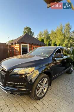 Позашляховик / Кросовер Audi Q7 2012 в 