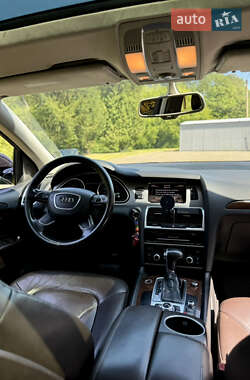 Внедорожник / Кроссовер Audi Q7 2012 в 