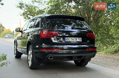 Позашляховик / Кросовер Audi Q7 2012 в 
