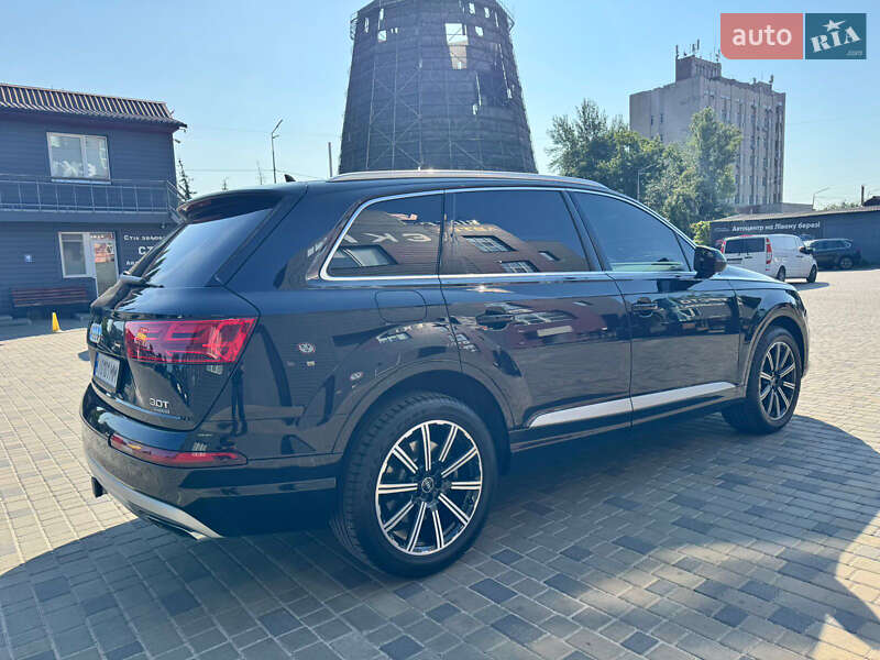 Внедорожник / Кроссовер Audi Q7 2018 в Киеве