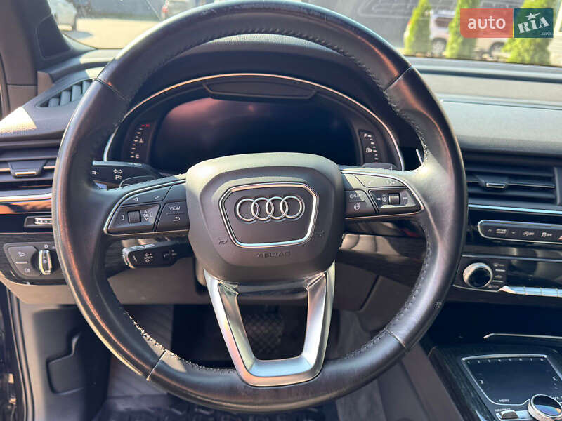 Внедорожник / Кроссовер Audi Q7 2018 в Киеве