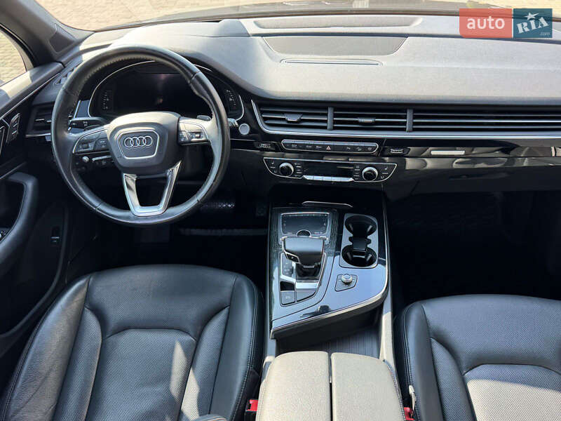 Внедорожник / Кроссовер Audi Q7 2018 в Киеве