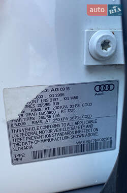 Позашляховик / Кросовер Audi Q7 2016 в 