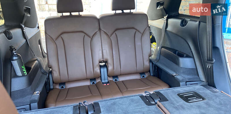 Позашляховик / Кросовер Audi Q7 2016 в Дніпрі фото 42 Позашляховик / Кросовер Audi Q7 2016 в Дніпрі