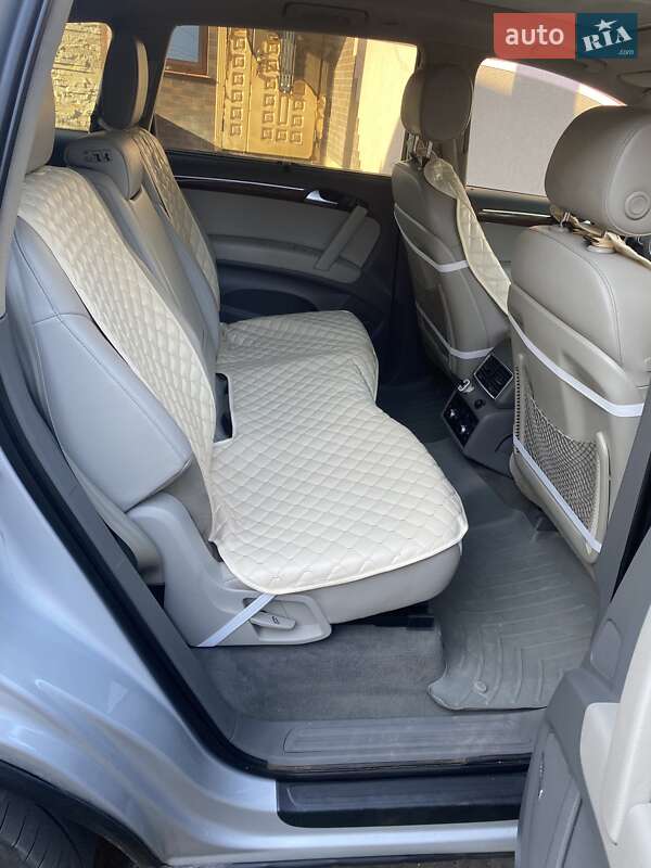 Позашляховик / Кросовер Audi Q7 2012 в Львові