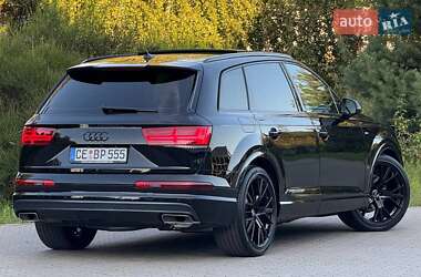 Внедорожник / Кроссовер Audi Q7 2019 в 