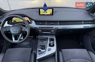 Внедорожник / Кроссовер Audi Q7 2019 в 