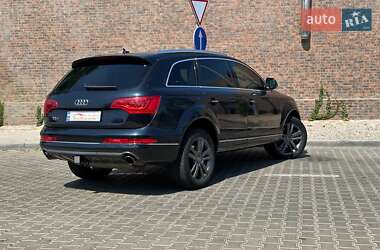 Внедорожник / Кроссовер Audi Q7 2012 в 