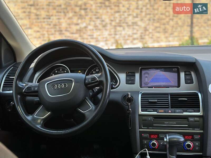 Внедорожник / Кроссовер Audi Q7 2012 в Одессе