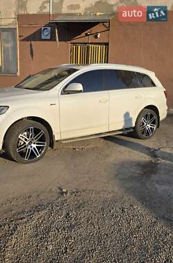 Внедорожник / Кроссовер Audi Q7 2013 в 