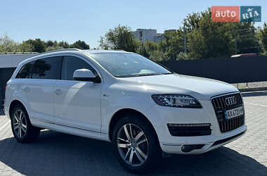 Внедорожник / Кроссовер Audi Q7 2014 в 