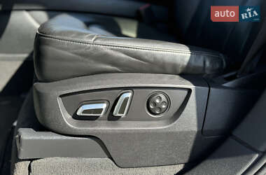Внедорожник / Кроссовер Audi Q7 2014 в 