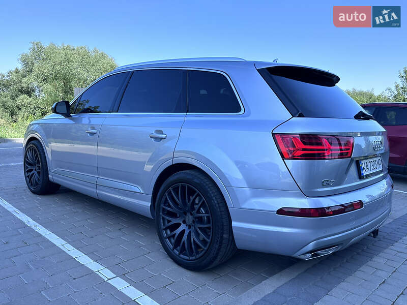 Внедорожник / Кроссовер Audi Q7 2017 в Луцке